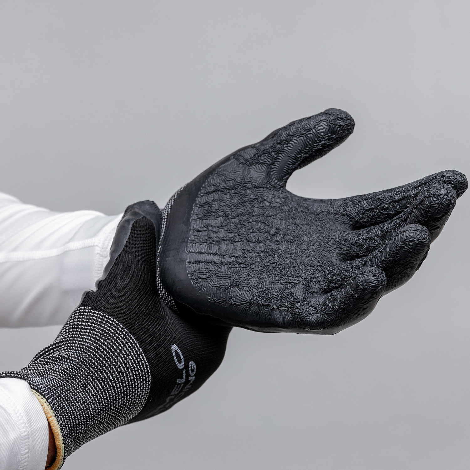 Перчатки базовые гоночные SMELO